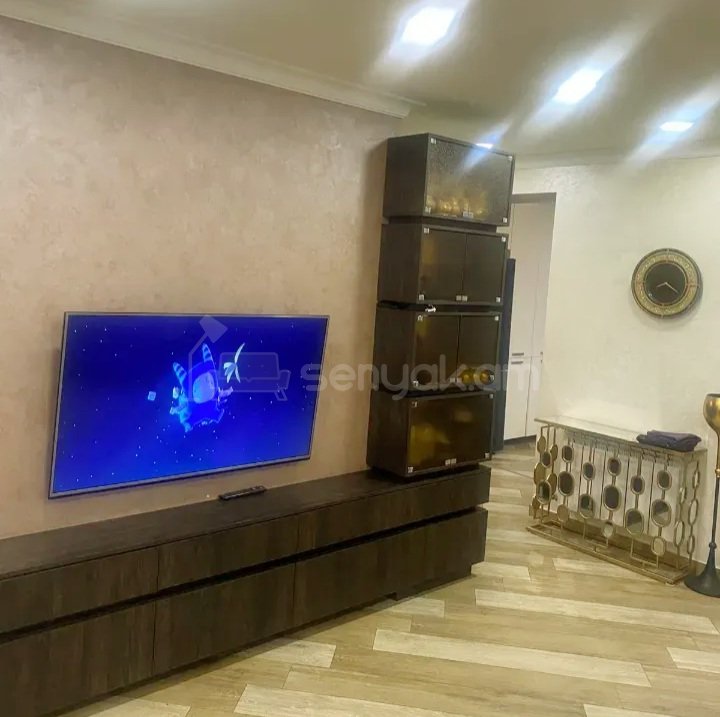 3 Սենյականոց Բնակարան Քարե Շենքում, 65քմ, 1/5 հարկ, Կապիտալ Վերանորոգված