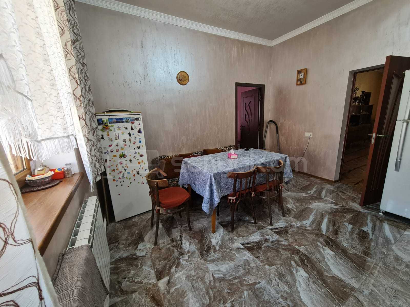 5 Սենյականոց Սեփական Տուն, 300քմ, Կապիտալ Վերանորոգված