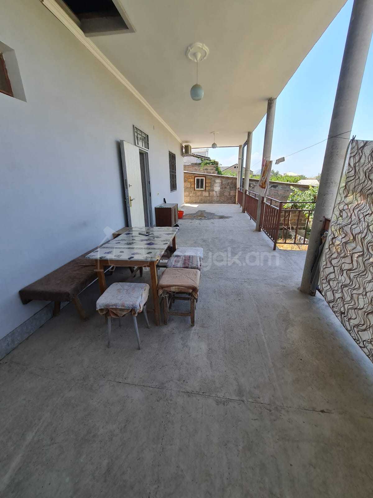 5 Սենյականոց Սեփական Տուն, 300քմ, Կապիտալ Վերանորոգված