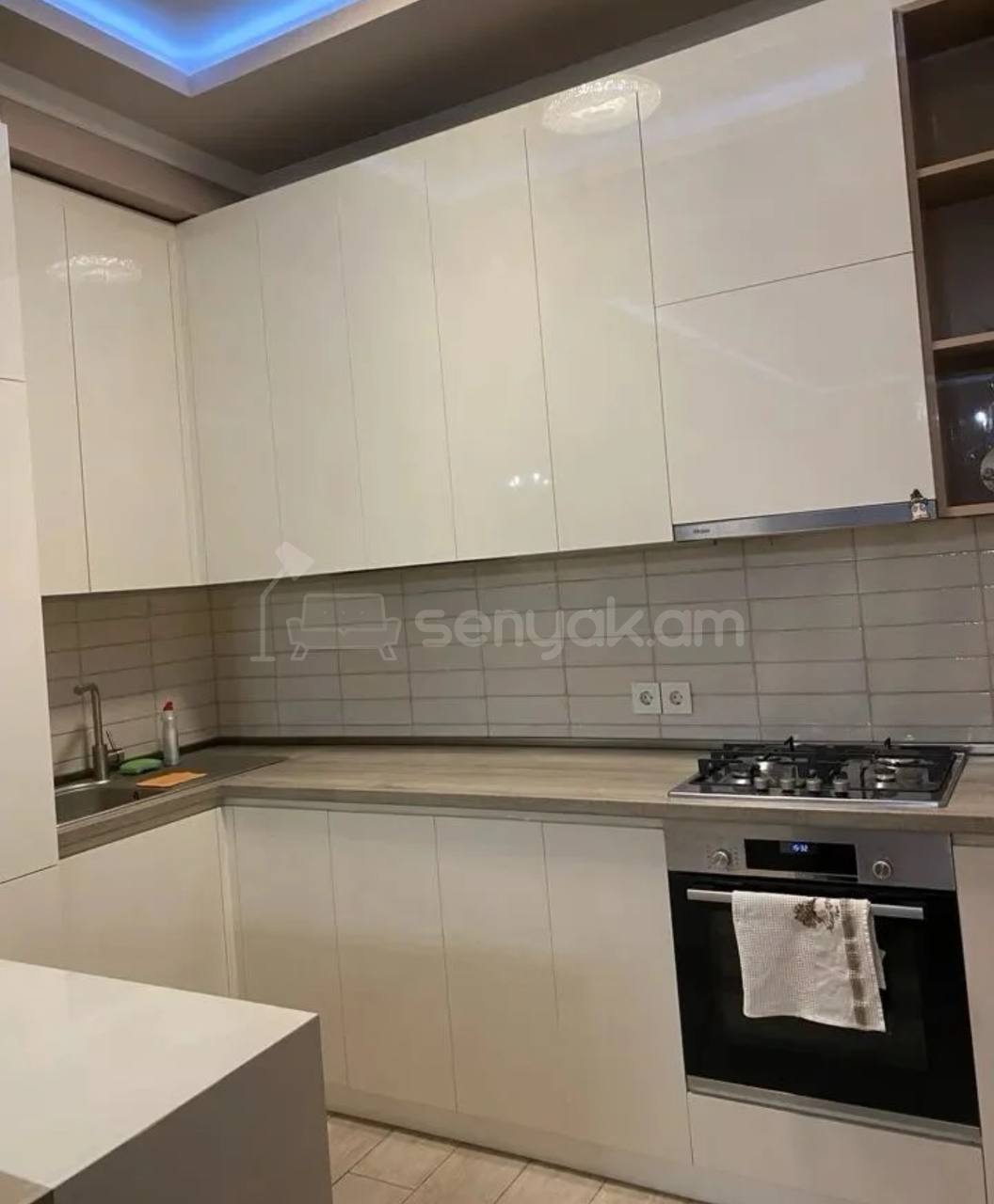 2 Սենյականոց Բնակարան Նորակառույցում, 65քմ, 8/14 հարկ, Կապիտալ Վերանորոգված, Կահավորված, Արևկող