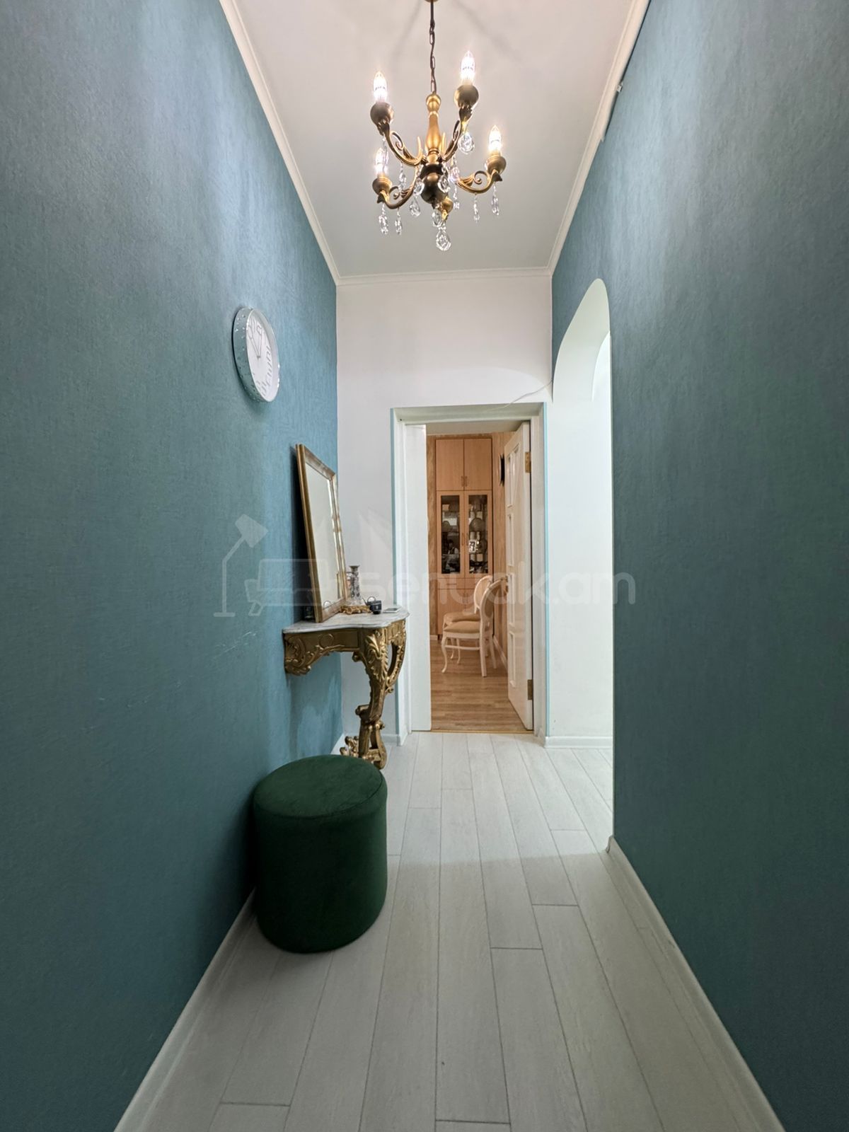 2 Սենյականոց Բնակարան Քարե Շենքում, 68քմ, 2/5 հարկ, Կապիտալ Վերանորոգված