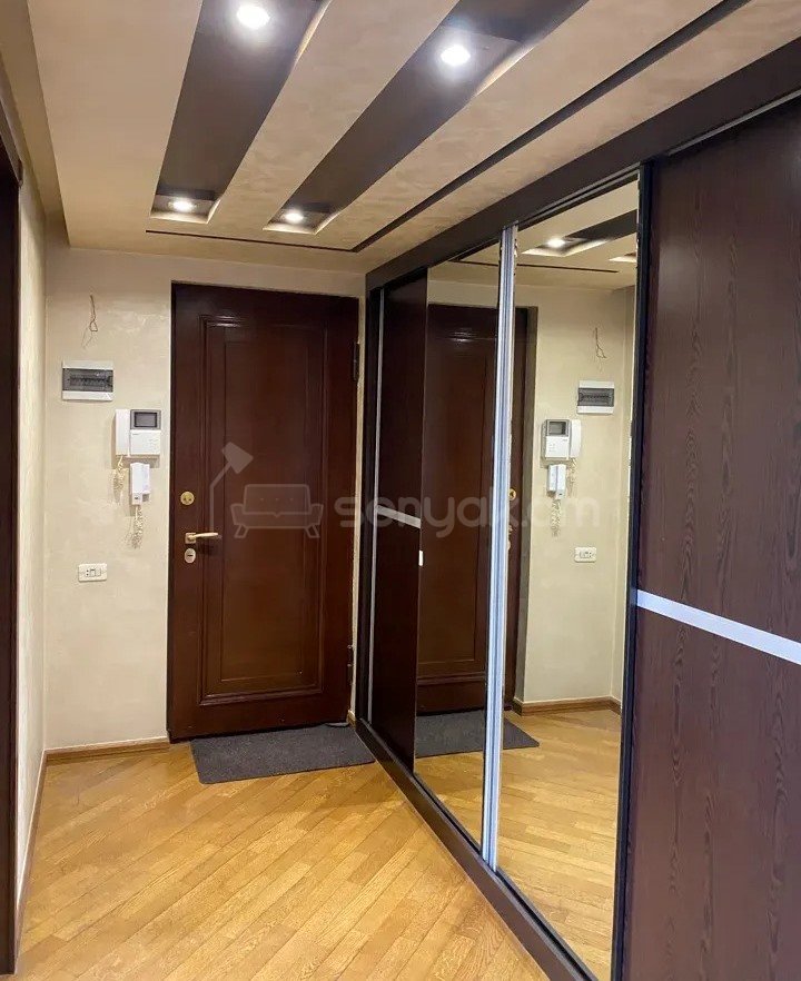 3 Սենյականոց Բնակարան, 70քմ, 7/10 հարկ, Կապիտալ Վերանորոգված