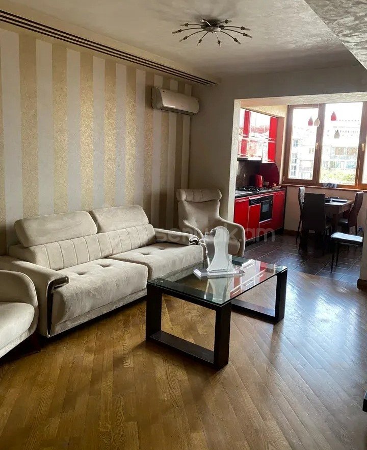 3 Սենյականոց Բնակարան, 70քմ, 7/10 հարկ, Կապիտալ Վերանորոգված