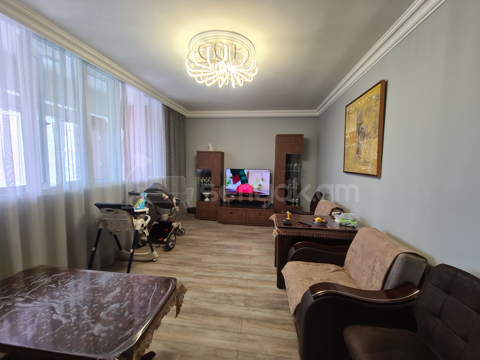 3 Սենյականոց Բնակարան, 75քմ, 6/9 հարկ, Դիզայներական Վերանորոգված