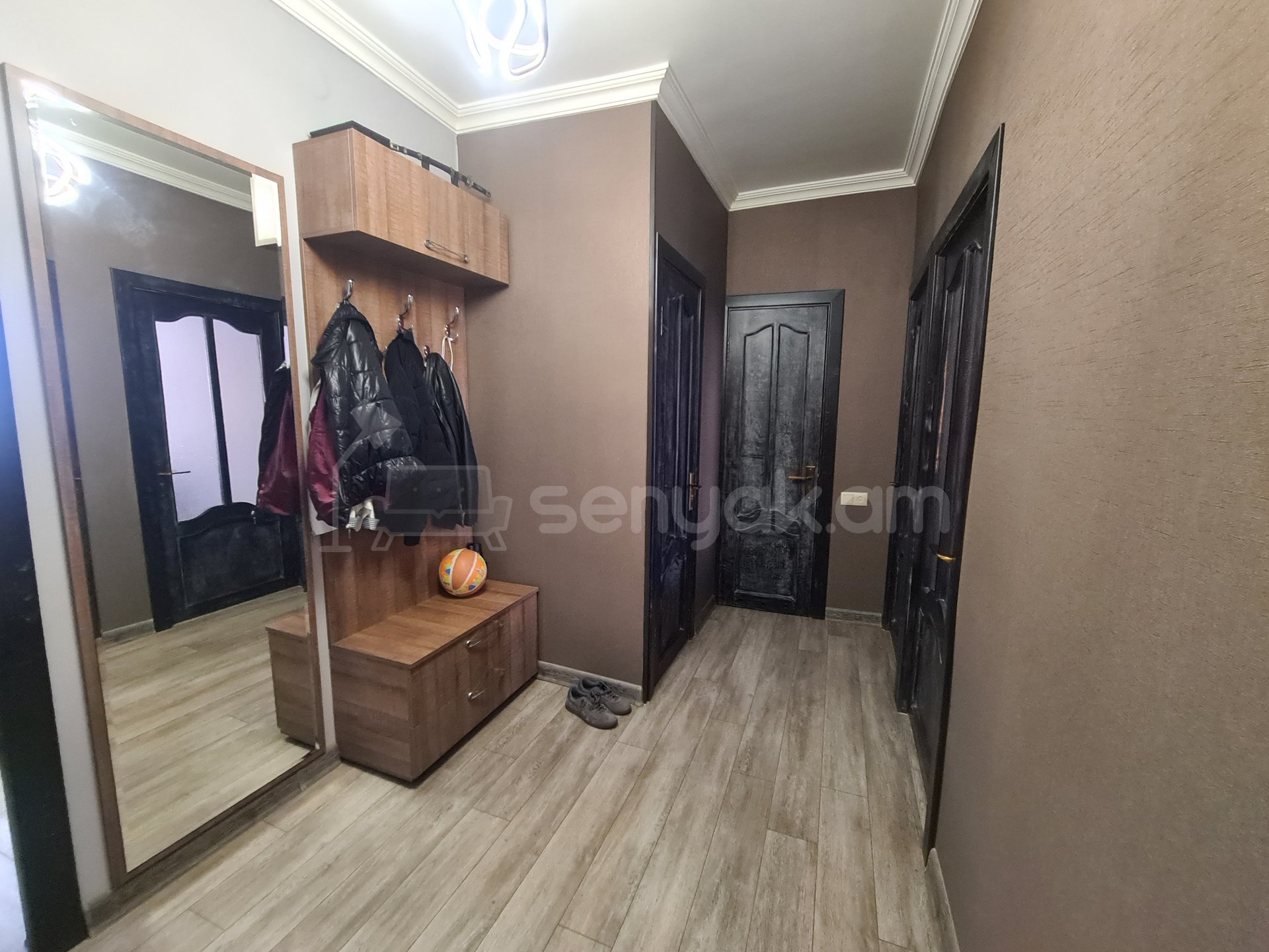 3 Սենյականոց Բնակարան, 75քմ, 6/9 հարկ, Դիզայներական Վերանորոգված