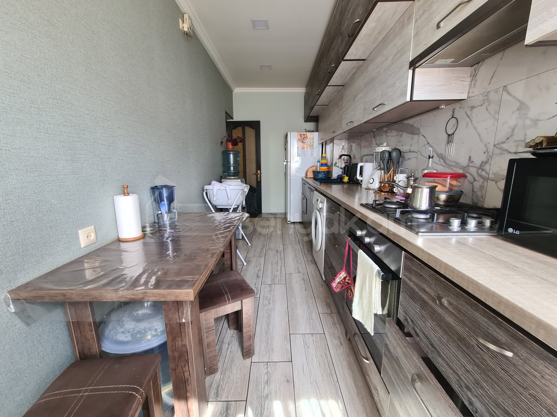 3 Սենյականոց Բնակարան, 75քմ, 6/9 հարկ, Դիզայներական Վերանորոգված