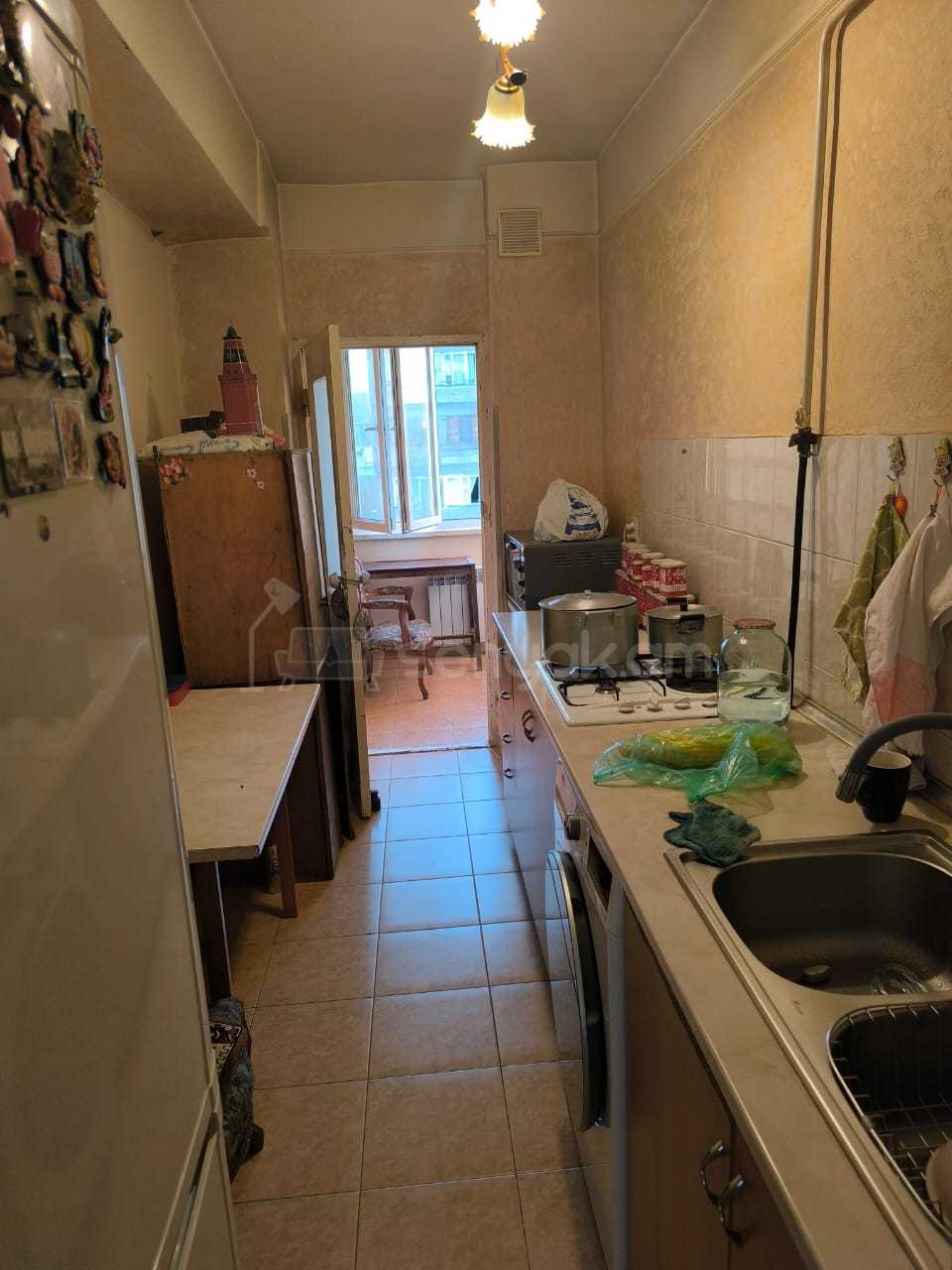 2 Սենյականոց Բնակարան, 48քմ, 7/9 հարկ, Նորմալ Վիճակում