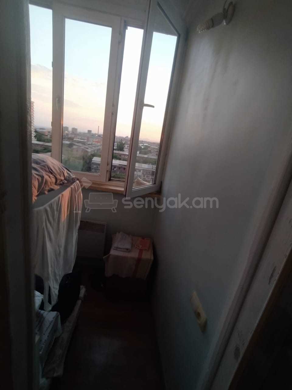 3 Սենյականոց Բնակարան, 85քմ, 10/12 հարկ, Նորմալ Վիճակում