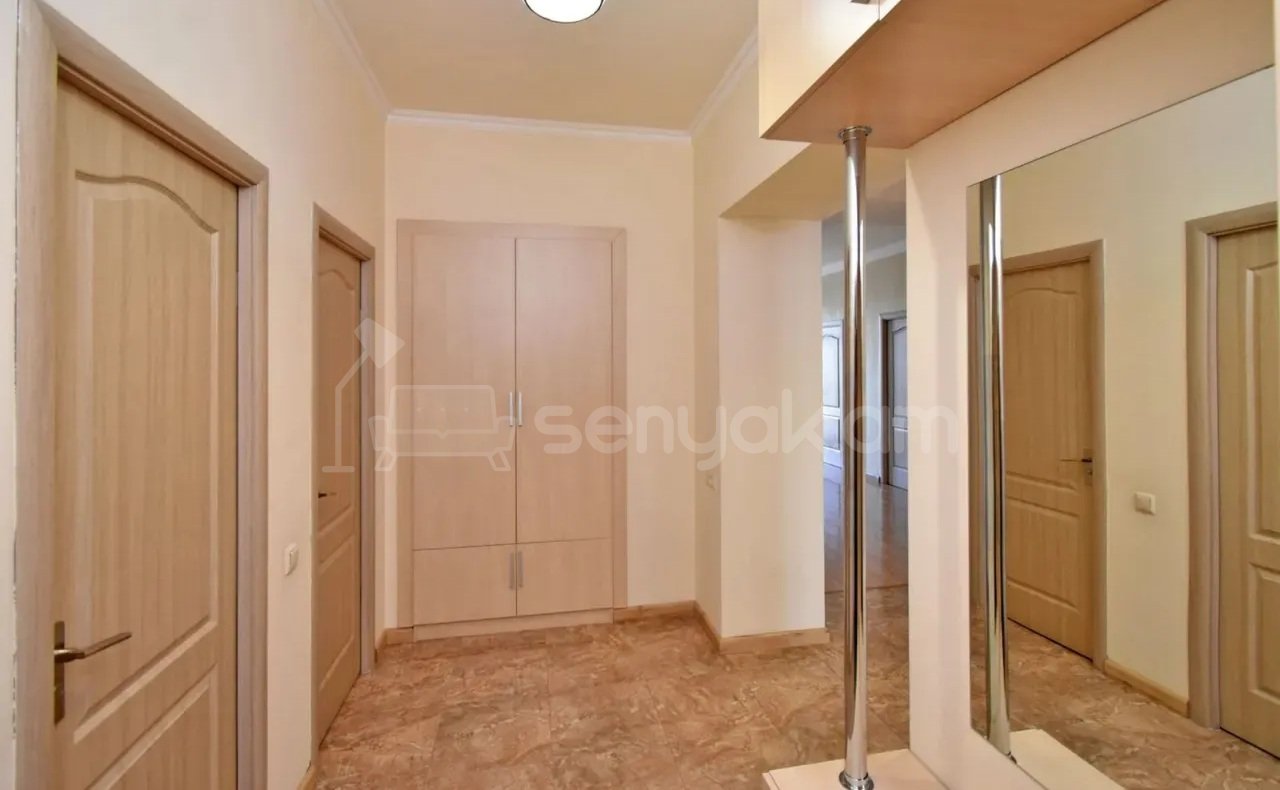 3 Սենյականոց Բնակարան Նորակառույցում, 110քմ, 7/14 հարկ, Կապիտալ Վերանորոգված