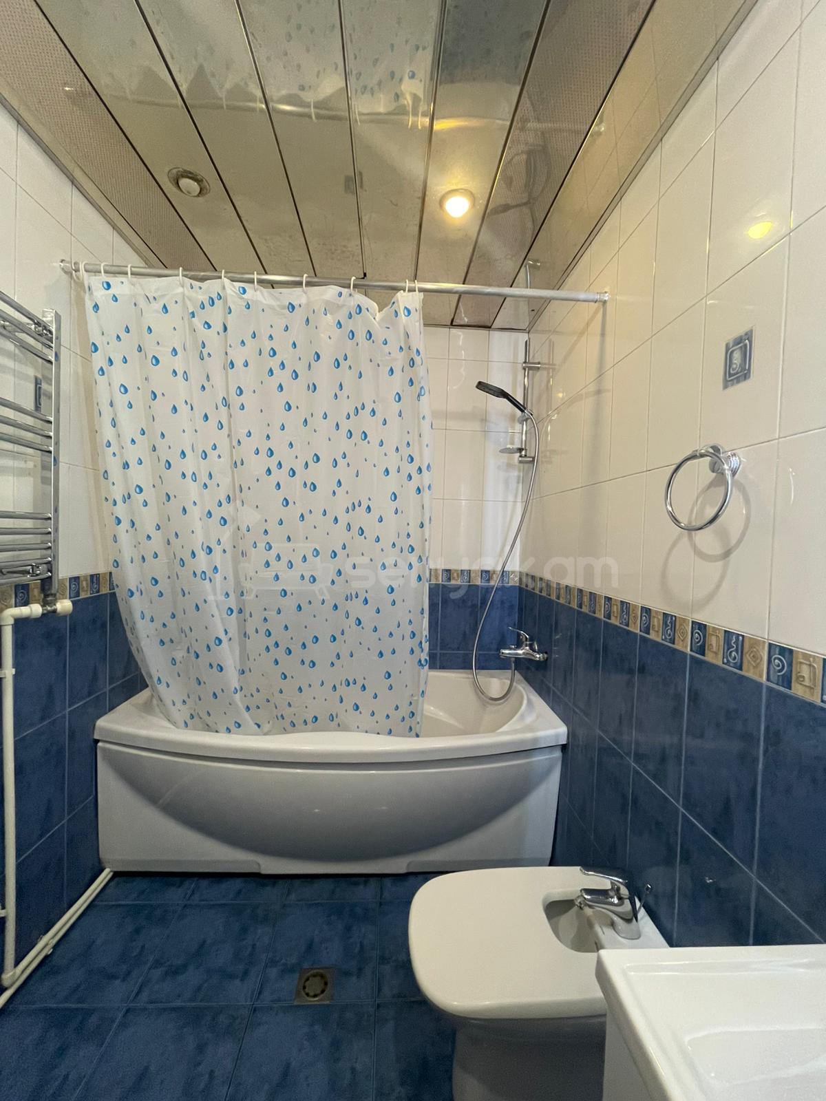 4 Սենյականոց Բնակարան, 130քմ, 1/9 հարկ, Կապիտալ Վերանորոգված, Կահավորված