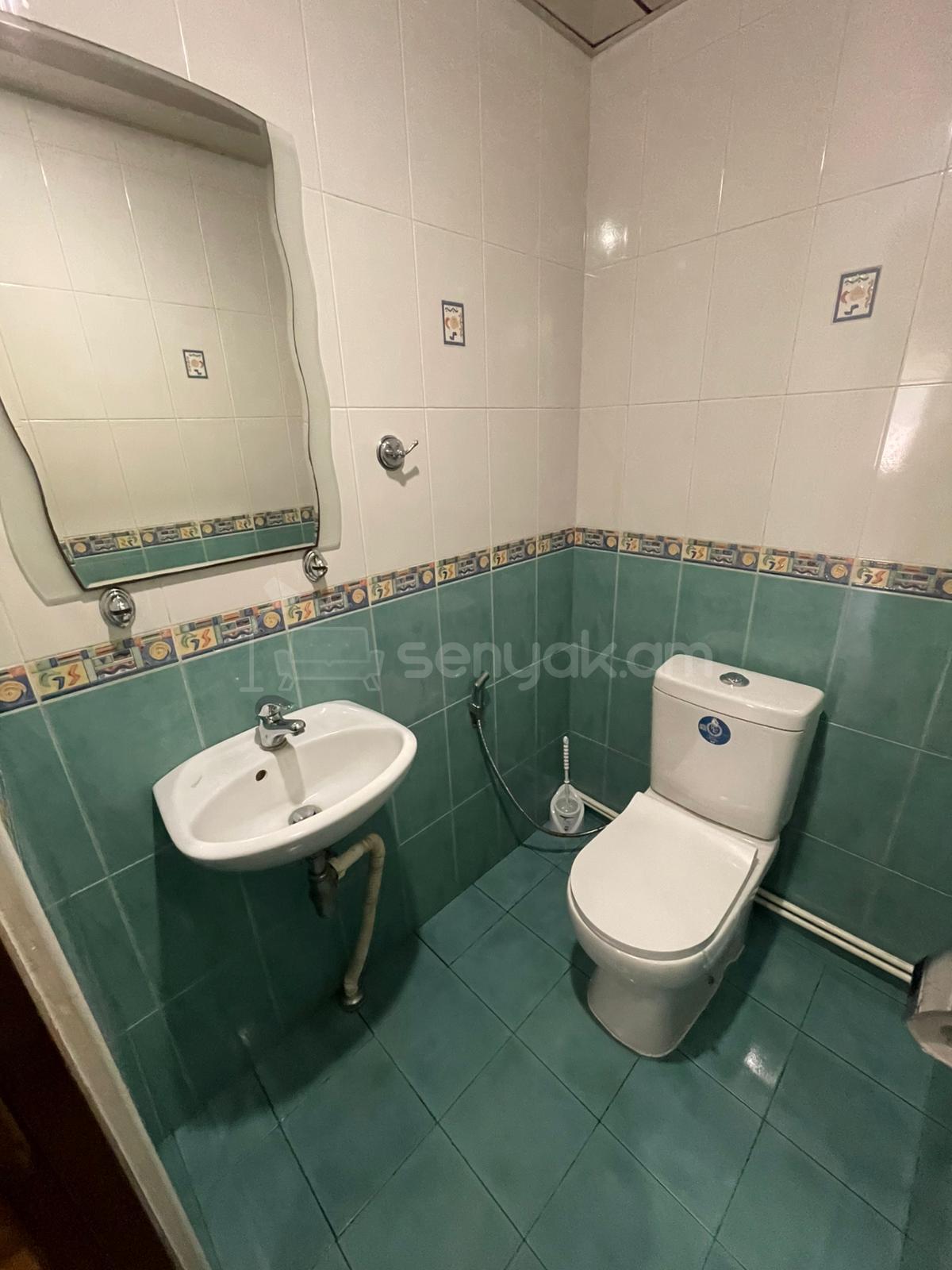 4 Սենյականոց Բնակարան, 130քմ, 1/9 հարկ, Կապիտալ Վերանորոգված, Կահավորված