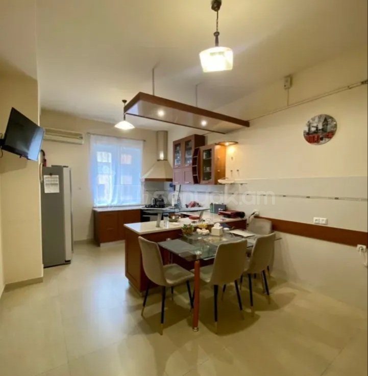 3 Սենյականոց Բնակարան Նորակառույցում, 120քմ, 8/9 հարկ, Կապիտալ Վերանորոգված