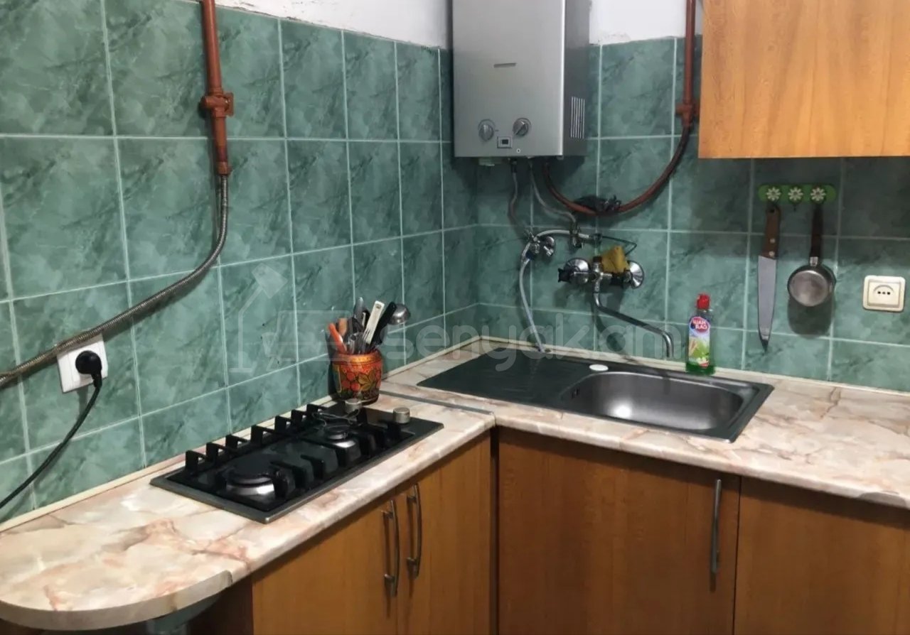 2 Սենյականոց Բնակարան Քարե Շենքում, 60քմ, 2/4 հարկ, Կապիտալ Վերանորոգված, Կահավորված