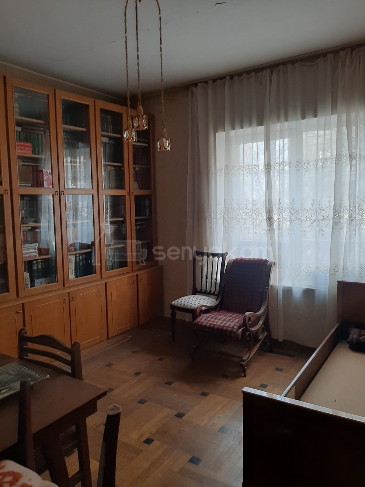 3 Սենյականոց Բնակարան Քարե Շենքում, 88քմ, 4/7 հարկ, Նորմալ Վիճակում