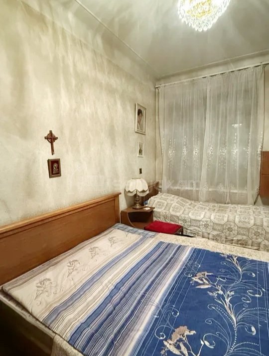 2 Սենյականոց Բնակարան Քարե Շենքում, 60քմ, 2/4 հարկ, Կոսմետիկ Վերանորոգված, Կահավորված