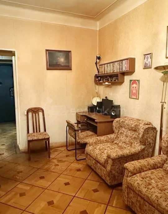2 Սենյականոց Բնակարան Քարե Շենքում, 60քմ, 2/4 հարկ, Կոսմետիկ Վերանորոգված, Կահավորված