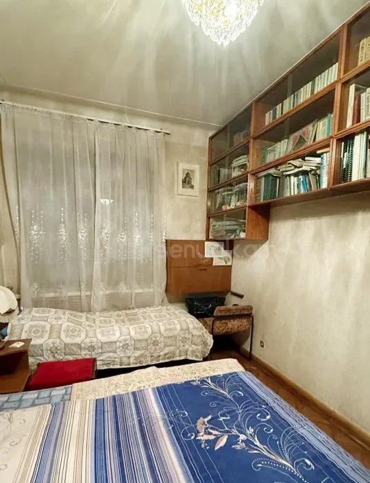 2 Սենյականոց Բնակարան Քարե Շենքում, 60քմ, 2/4 հարկ, Կոսմետիկ Վերանորոգված, Կահավորված