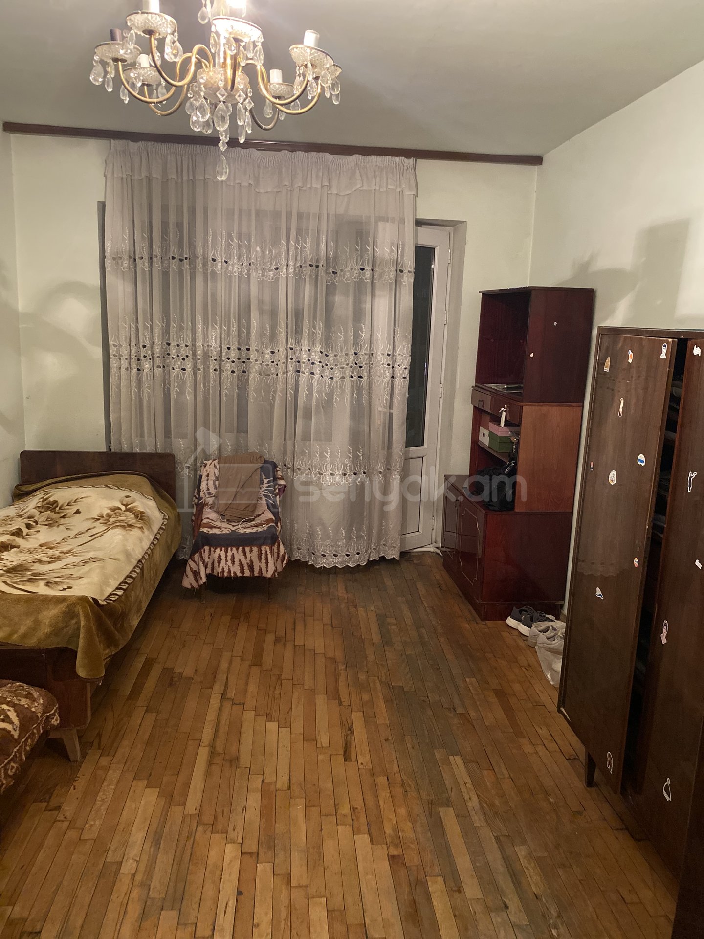 3 Սենյականոց Բնակարան Քարե Շենքում, 75քմ, 5/5 հարկ, Կոսմետիկ Վերանորոգված, Կահավորված, Արևկող