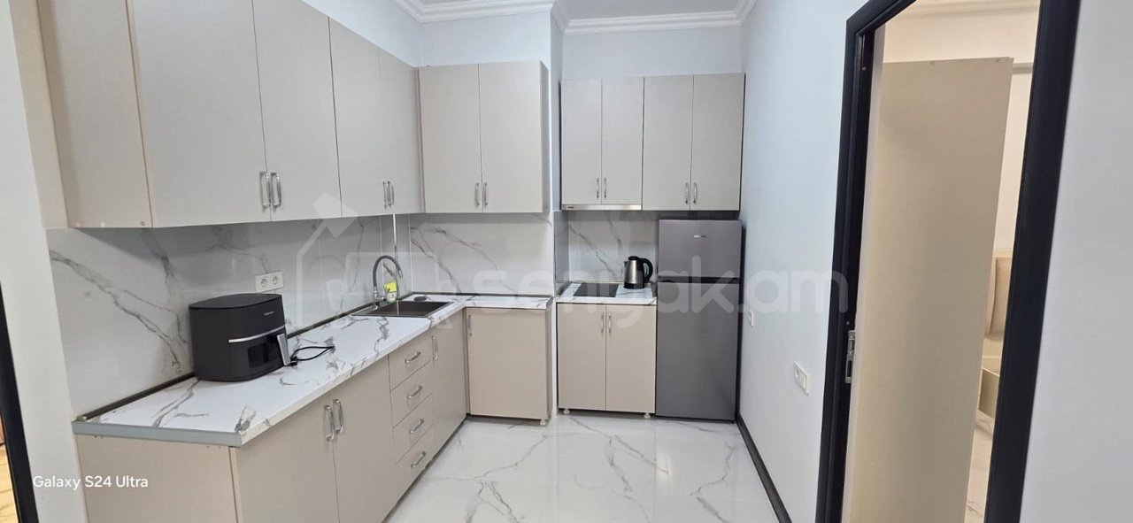 2 Սենյականոց Բնակարան Նորակառույց Քարե Շենքում, 55քմ, 15/15 հարկ, Կապիտալ Վերանորոգված, Կահավորված