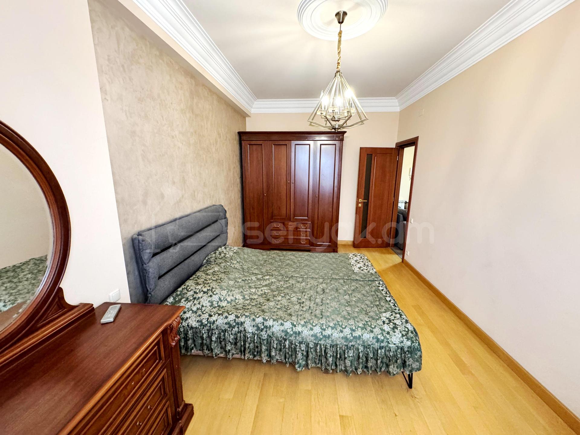 4 Սենյականոց Բնակարան Նորակառույցում, 123քմ, 10/14 հարկ, Կապիտալ Վերանորոգված, Կահավորված