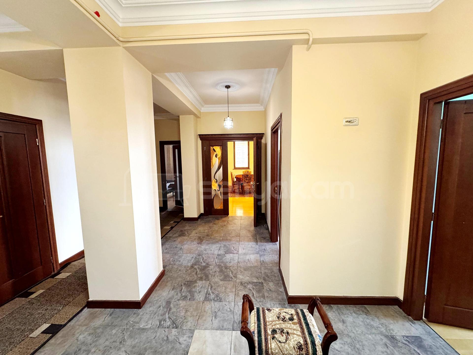 4 Սենյականոց Բնակարան Նորակառույցում, 123քմ, 10/14 հարկ, Կապիտալ Վերանորոգված, Կահավորված