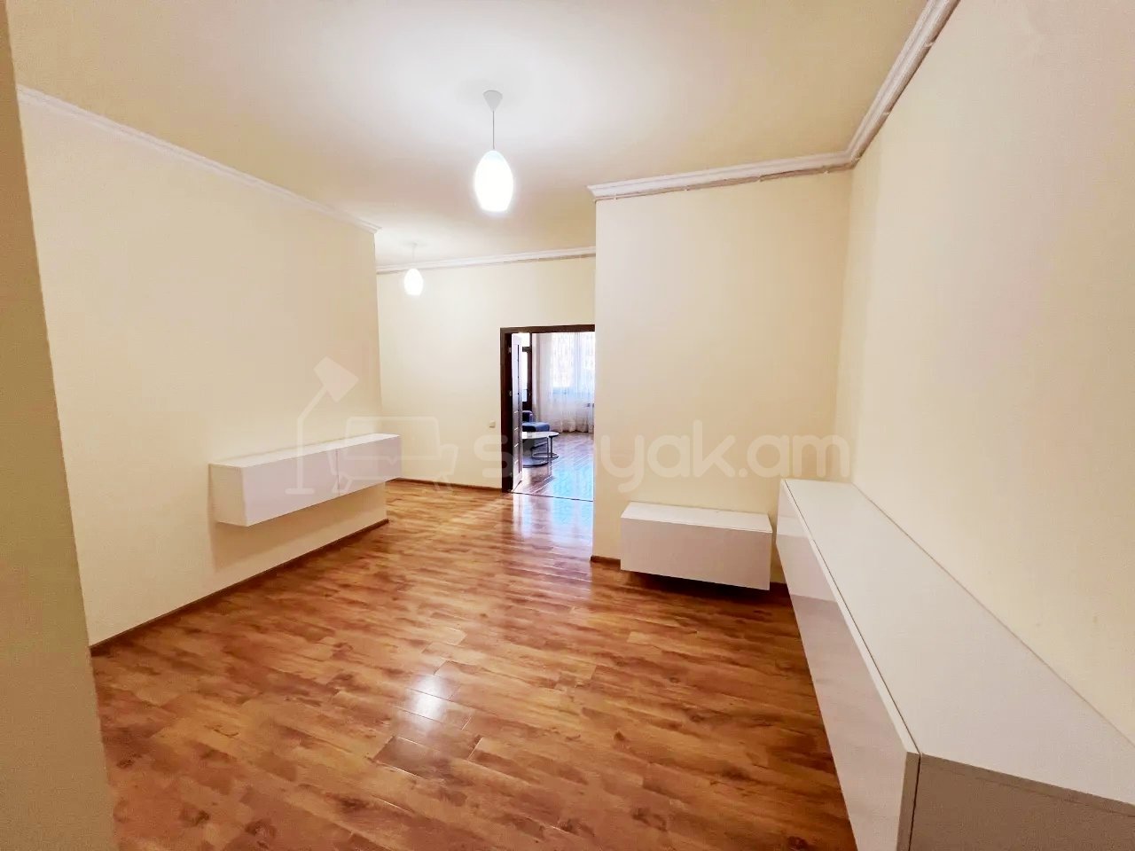 3 Սենյականոց Բնակարան Նորակառույցում, 120քմ, 5/15 հարկ, Կապիտալ Վերանորոգված, Կահավորված