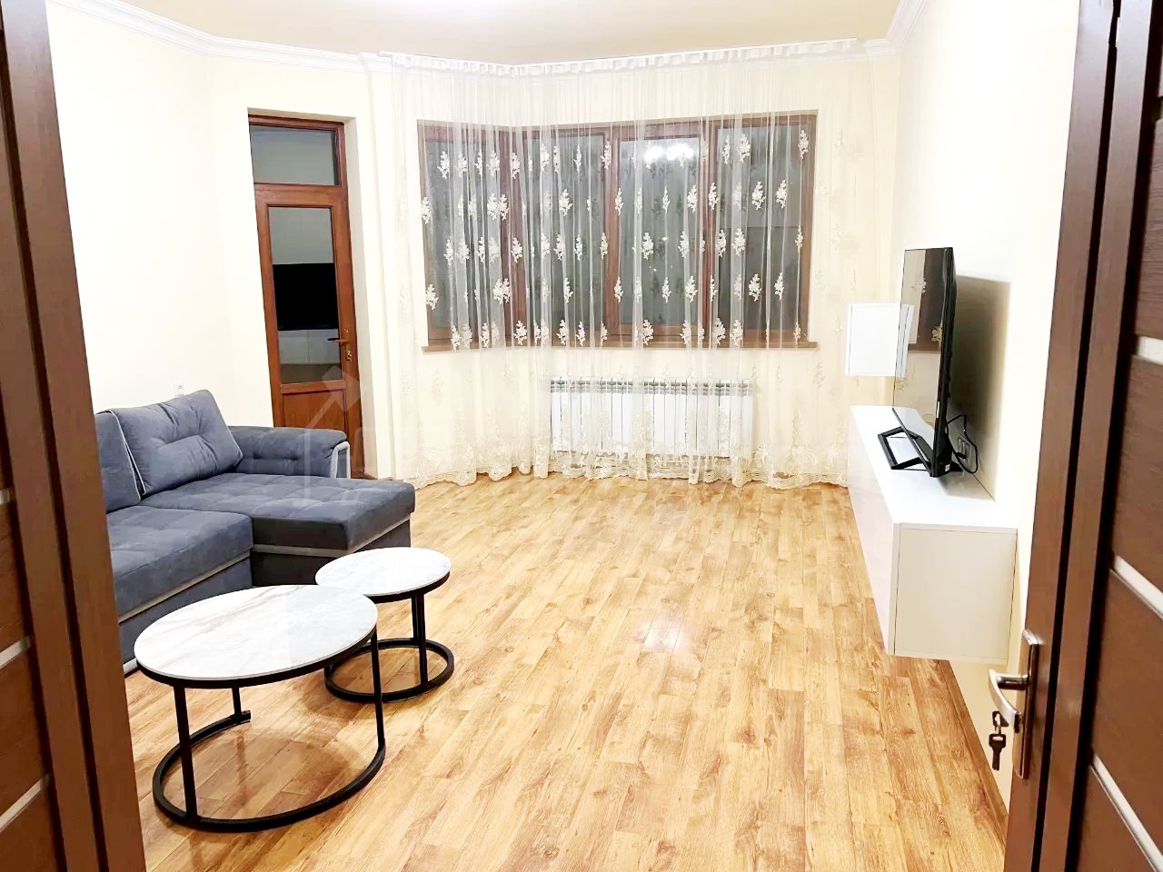 3 Սենյականոց Բնակարան Նորակառույցում, 120քմ, 5/15 հարկ, Կապիտալ Վերանորոգված, Կահավորված