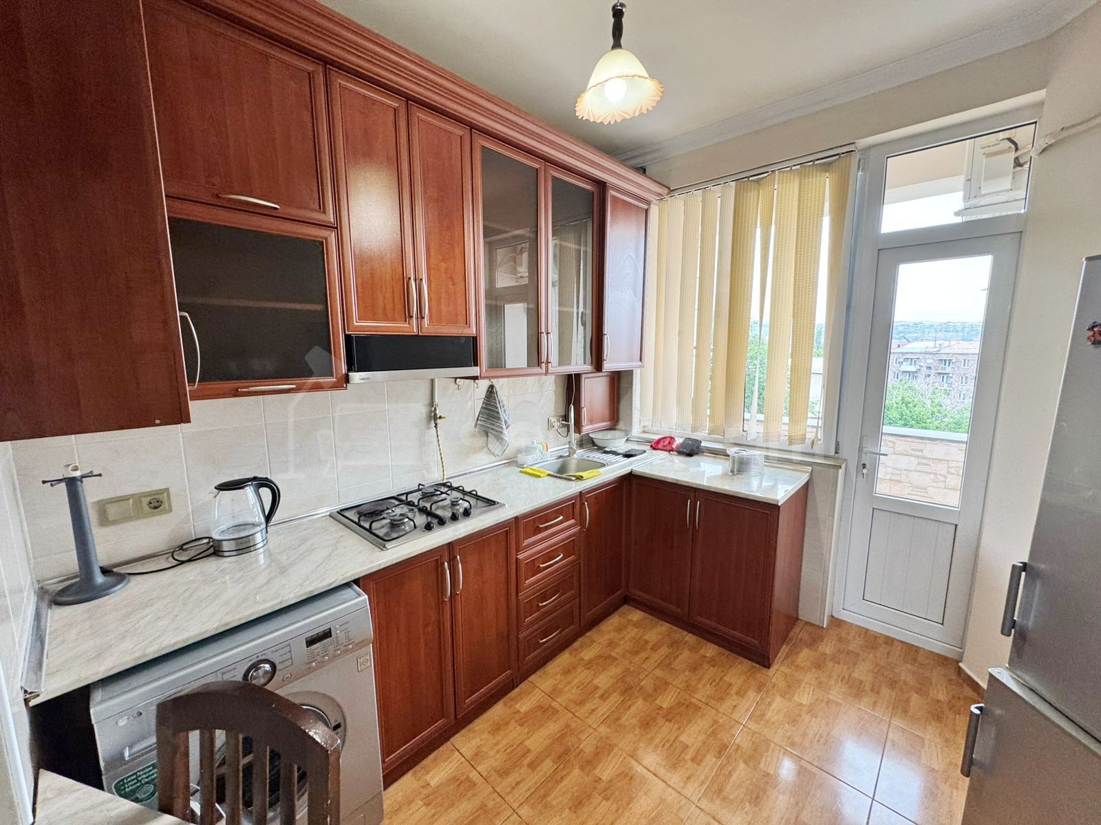2 Սենյականոց Բնակարան Նորակառույցում, 67քմ, 3/6 հարկ, Կապիտալ Վերանորոգված, Կահավորված