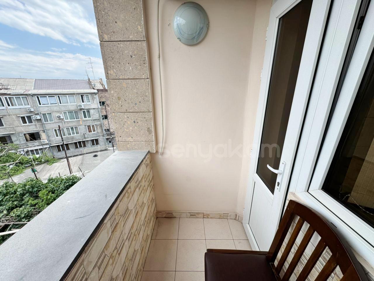 2 Սենյականոց Բնակարան Նորակառույցում, 67քմ, 3/6 հարկ, Կապիտալ Վերանորոգված, Կահավորված
