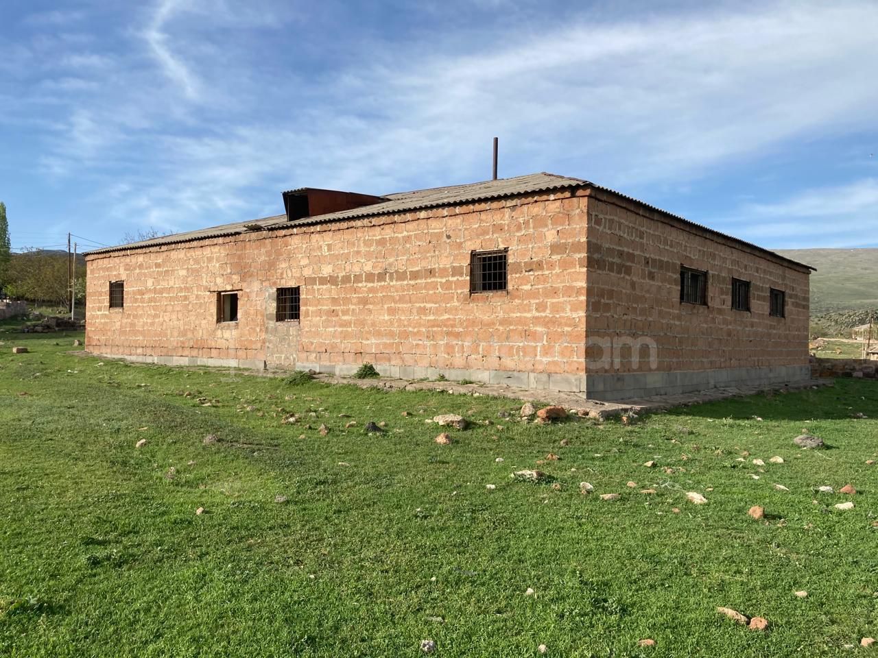 Կոմերցիոն Հողատարածք, 283քմ, Ոռոգման Ջրով, Էլեկտրականությամբ, Պարսպապատ