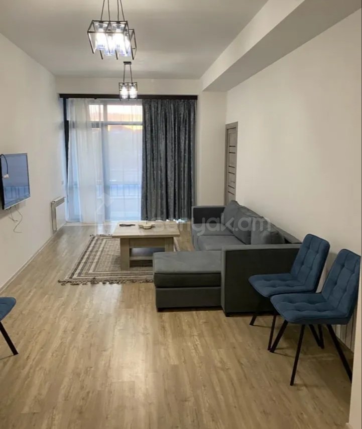 3 Սենյականոց Բնակարան Նորակառույցում, 72քմ, 3/14 հարկ, Դիզայներական Վերանորոգված, Կահավորված