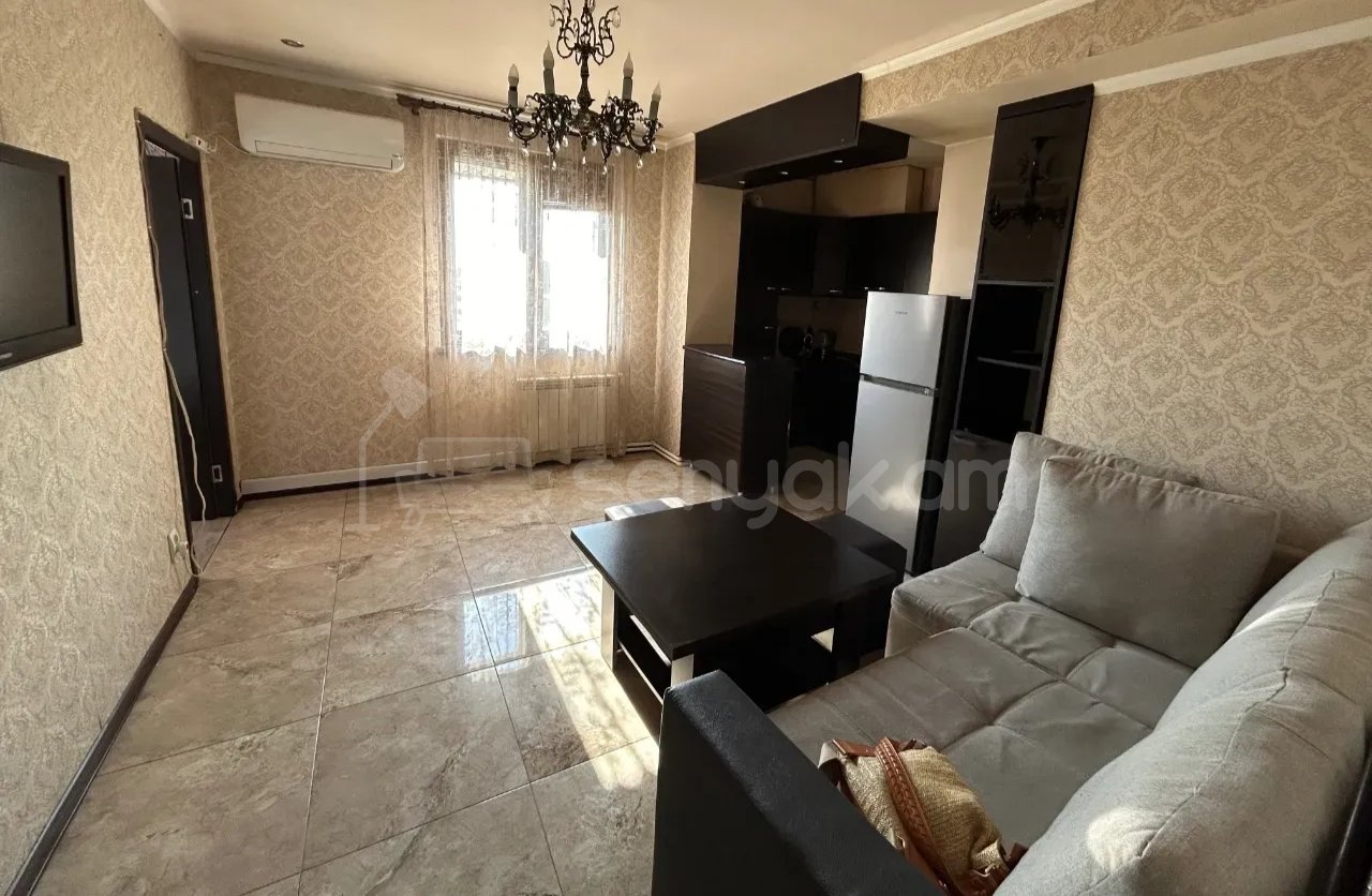 3 Սենյականոց Բնակարան, 65քմ, 5/9 հարկ, Նորմալ Վիճակում, Կահավորված, Արևկող