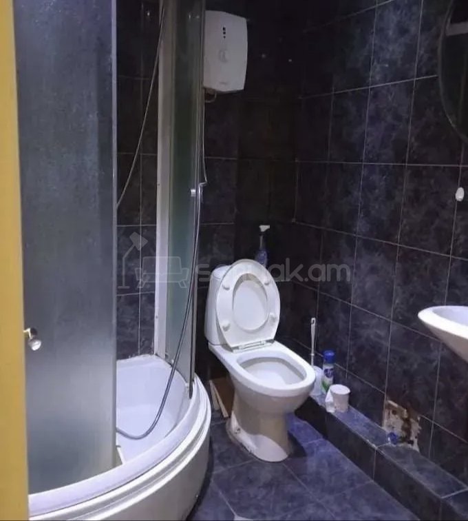 1 Սենյականոց Բնակարան, 45քմ, 9/9 հարկ, Կապիտալ Վերանորոգված, Կահավորված, Արևկող