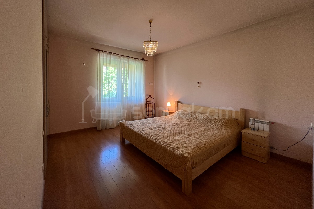 7 Սենյականոց Սեփական Տուն, 240քմ, Կապիտալ Վերանորոգված, Ավտոտնակով