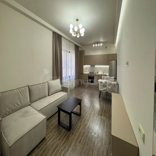 2 Սենյականոց Բնակարան Քարե Շենքում, 45քմ, 1/4 հարկ, Կապիտալ Վերանորոգված, Կահավորված, Արևկող