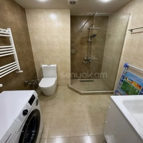 2 Սենյականոց Բնակարան Քարե Շենքում, 45քմ, 1/4 հարկ, Կապիտալ Վերանորոգված, Կահավորված, Արևկող