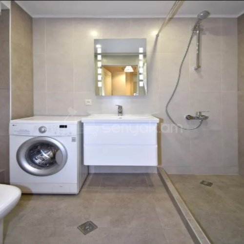 2 Սենյականոց Բնակարան, 45քմ, 6/10 հարկ, Կապիտալ Վերանորոգված, Կահավորված, Արևկող