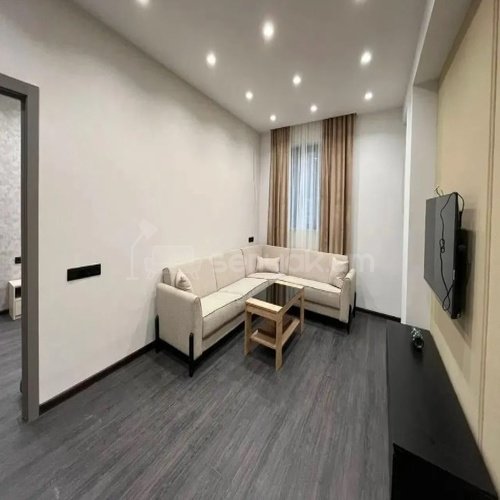2 Սենյականոց Բնակարան, 51քմ, 1/9 հարկ, Կապիտալ Վերանորոգված, Կահավորված, Արևկող