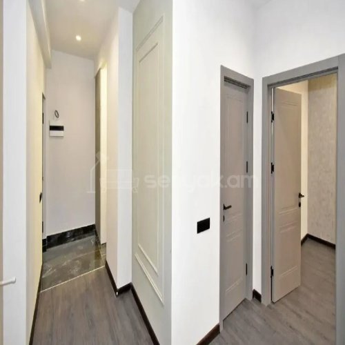 2 Սենյականոց Բնակարան, 51քմ, 1/9 հարկ, Կապիտալ Վերանորոգված, Կահավորված, Արևկող