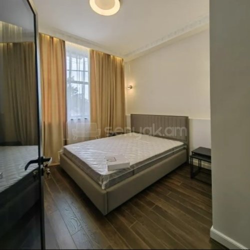 2 Սենյականոց Բնակարան, 60քմ, 2/5 հարկ, Կապիտալ Վերանորոգված, Կահավորված, Արևկող