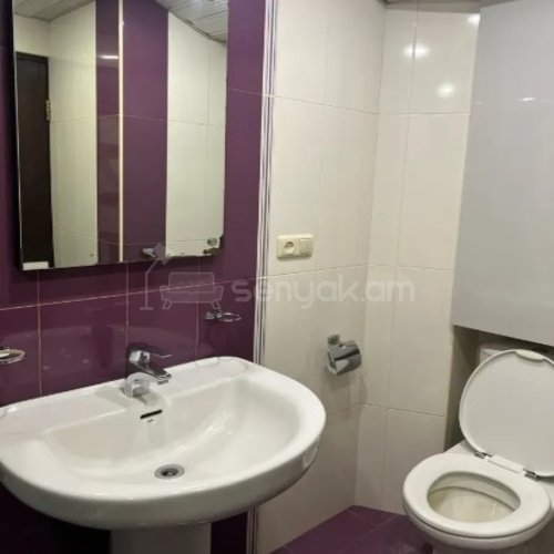2 Սենյականոց Բնակարան, 48քմ, 10/10 հարկ, Կապիտալ Վերանորոգված, Կահավորված, Արևկող