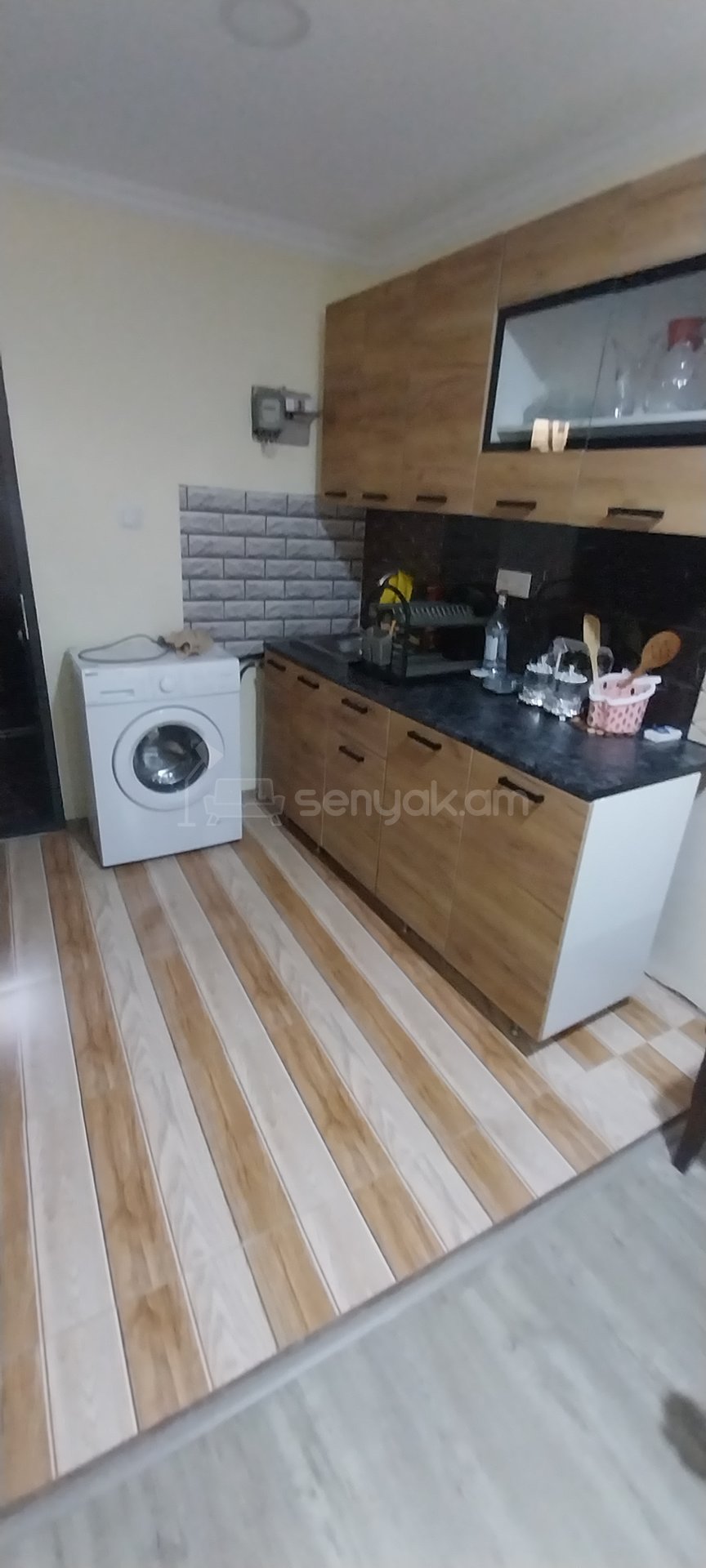 2 Սենյականոց Բնակարան, 60քմ, 2/2 հարկ, Կապիտալ Վերանորոգված