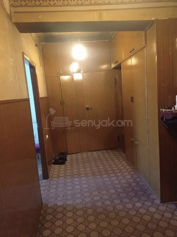 4 Սենյականոց Բնակարան, 90քմ, 3/9 հարկ, Պետական Վիճակում