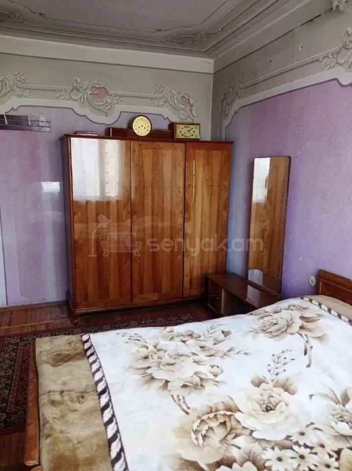 4 Սենյականոց Բնակարան, 90քմ, 3/9 հարկ, Պետական Վիճակում