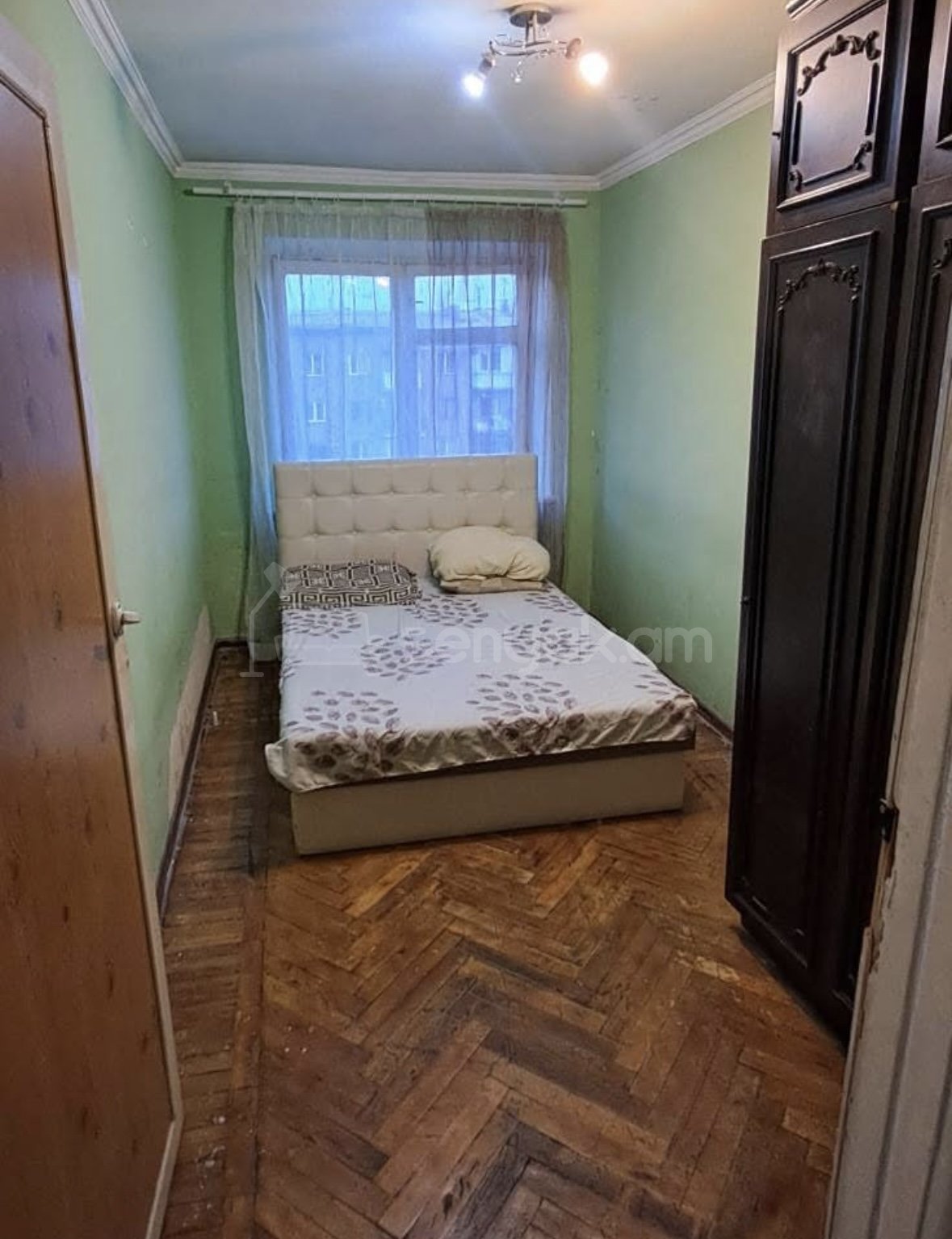 2 Սենյականոց Բնակարան Քարե Շենքում, 50քմ, 5/5 հարկ, Նորմալ Վիճակում, Կահավորված, Արևկող