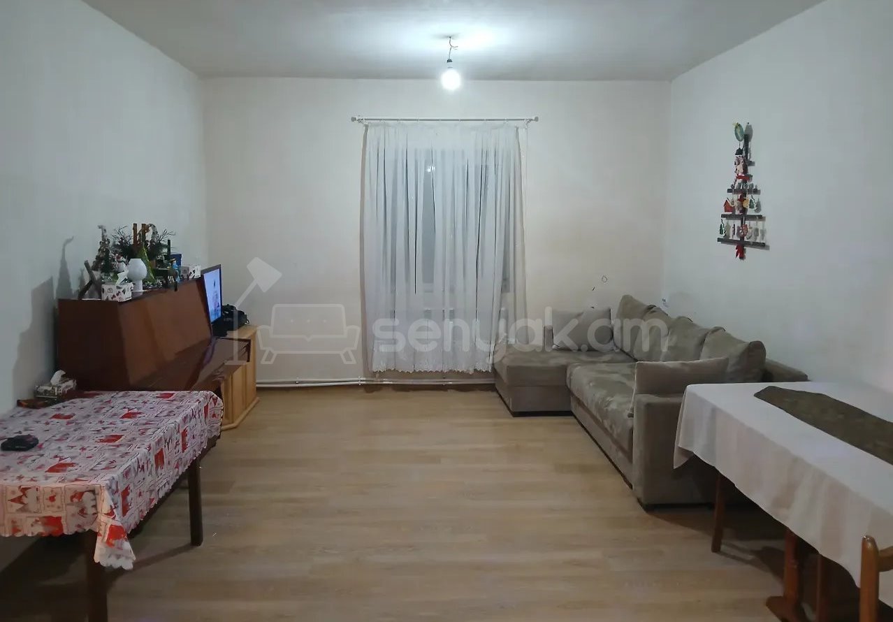 5 Սենյականոց Սեփական Տուն, 145քմ, Կոսմետիկ Վերանորոգված