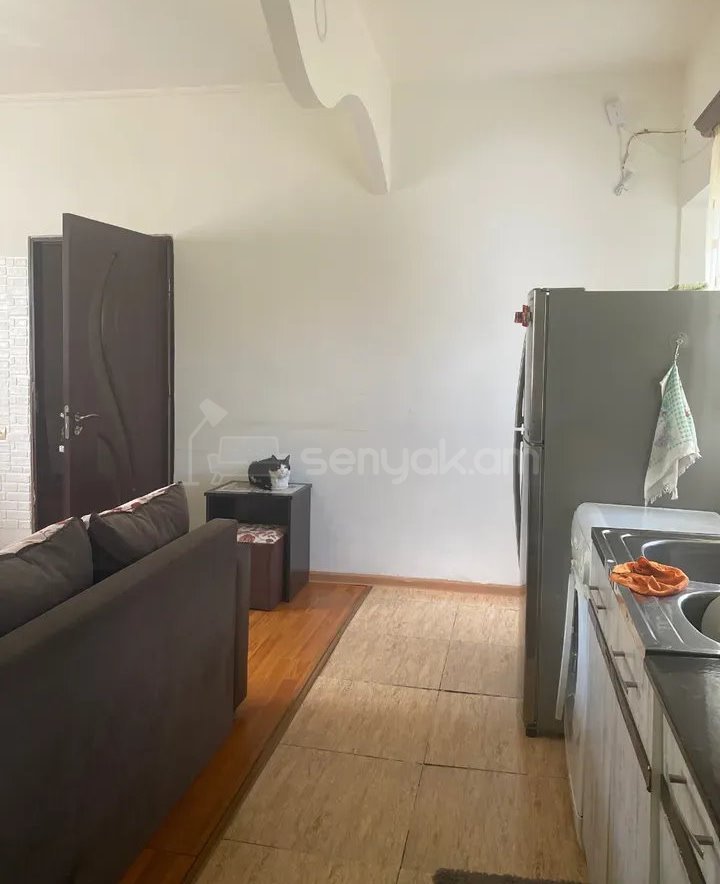 3 Սենյականոց Սեփական Տուն, 82քմ, Կապիտալ Վերանորոգված, Ավտոտնակով