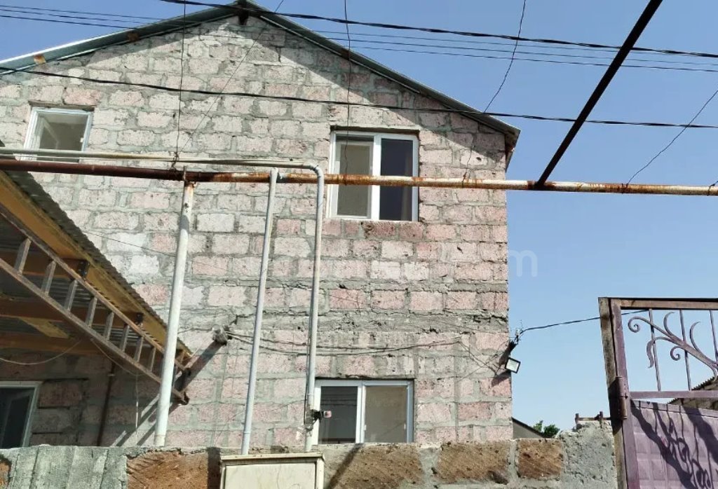 4 Սենյականոց Սեփական Տուն, 100քմ, Կապիտալ Վերանորոգված