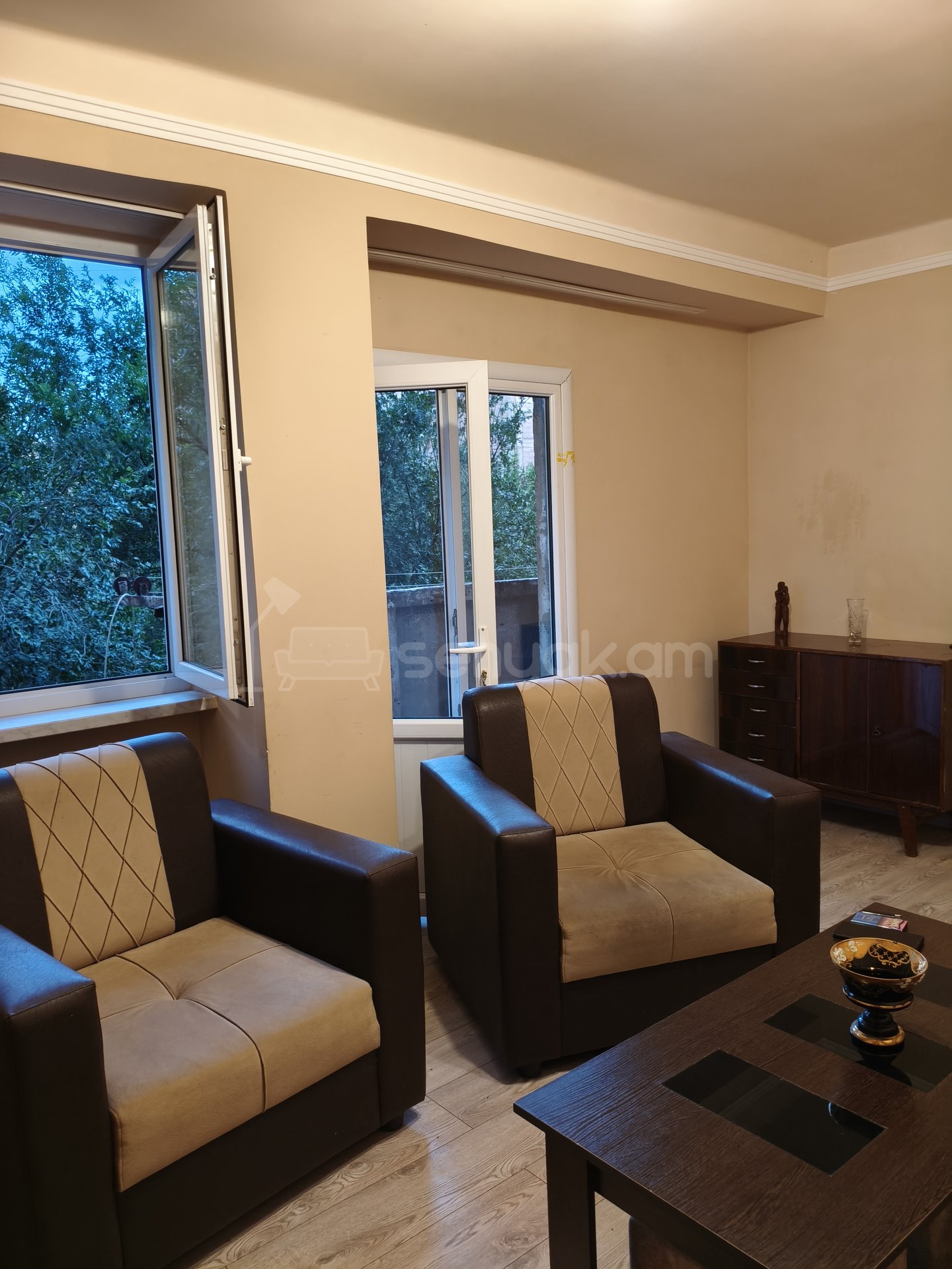 1 Սենյականոց Բնակարան, 44քմ, 5/9 հարկ, Կապիտալ Վերանորոգված, Կահավորված, Արևկող