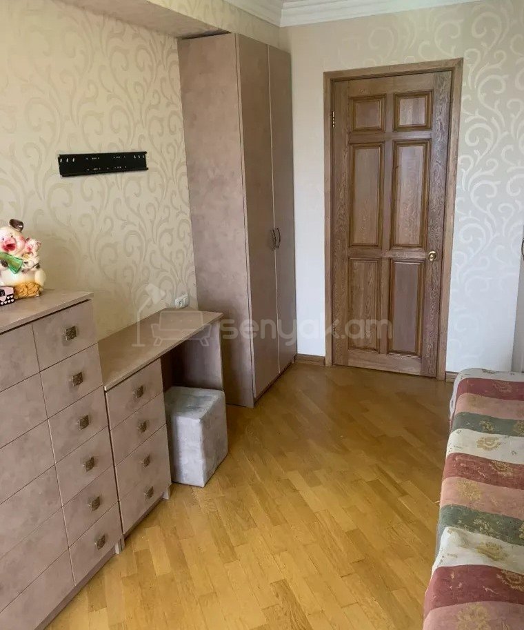 4 Սենյականոց Բնակարան, 117քմ, 6/14 հարկ, Կապիտալ Վերանորոգված